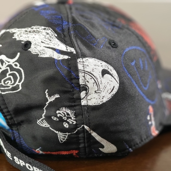 Nike Heritage 86 DOODLES Womens Adjustable Cap Hat - Picture 4 of 15